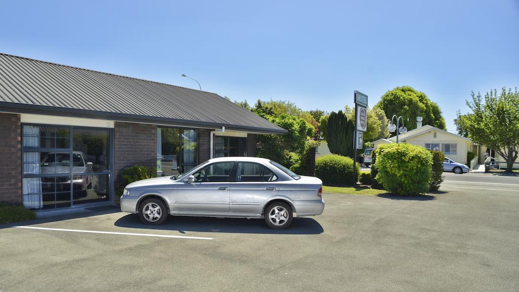 Aston Court Motel Blenheim Exterior photo